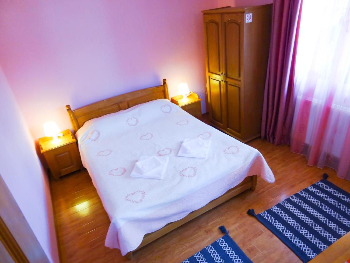 Arnota Villa Costesti  Екстериор снимка
